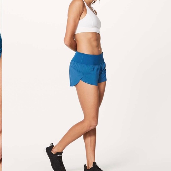 Lululemon Chase Me Blue Reflective Shorts 2.5" 2 - Picture 5 of 8
